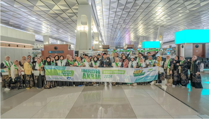 Pegadaian Berangkatkan Peserta Umrah Akbar ke Tanah&nbsp;Suci